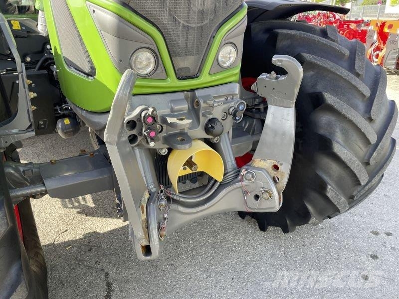 Fendt 718 VARIO GEN6 POWER PLUS Tratores Agrícolas usados