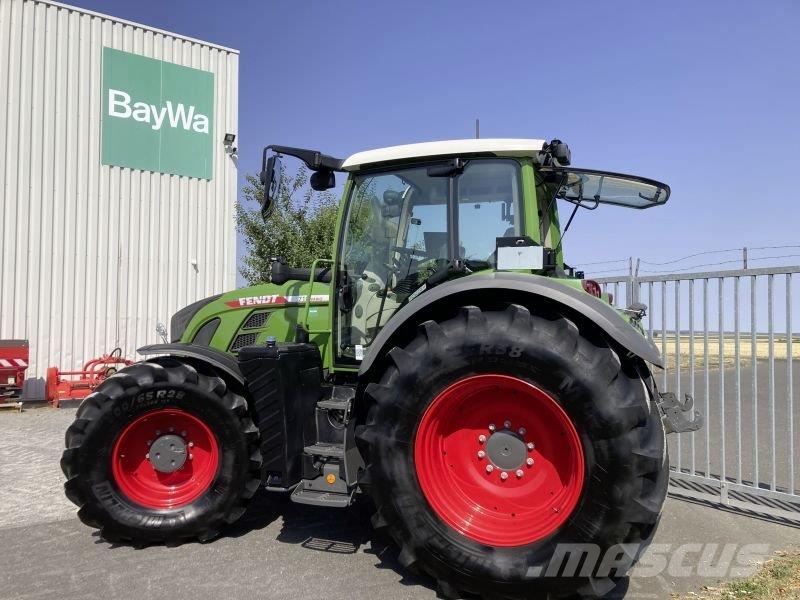 Fendt 718 VARIO GEN6 POWER PLUS Traktory