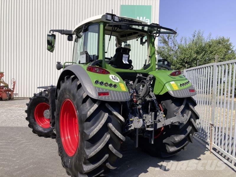 Fendt 718 VARIO GEN6 POWER PLUS Traktory