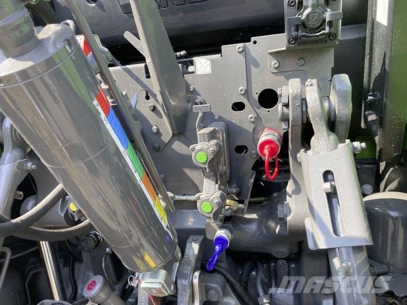Fendt 718 VARIO GEN6 POWER PLUS Traktory