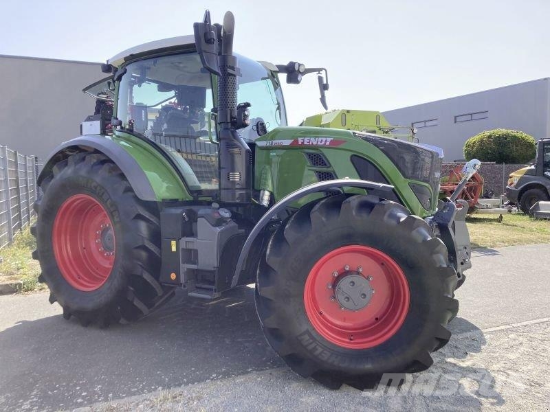Fendt 718 VARIO GEN6 POWER PLUS Traktory