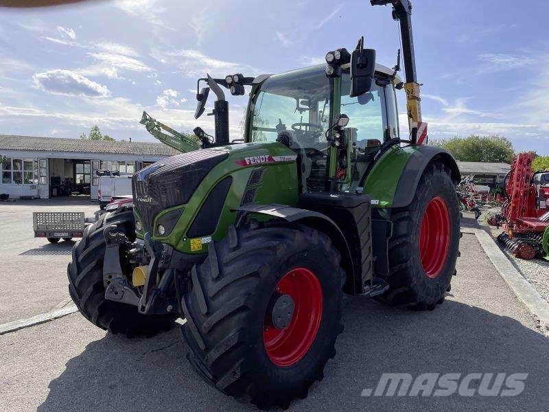 Fendt 718 VARIO GEN6 POWER PLUS Tratores Agrícolas usados