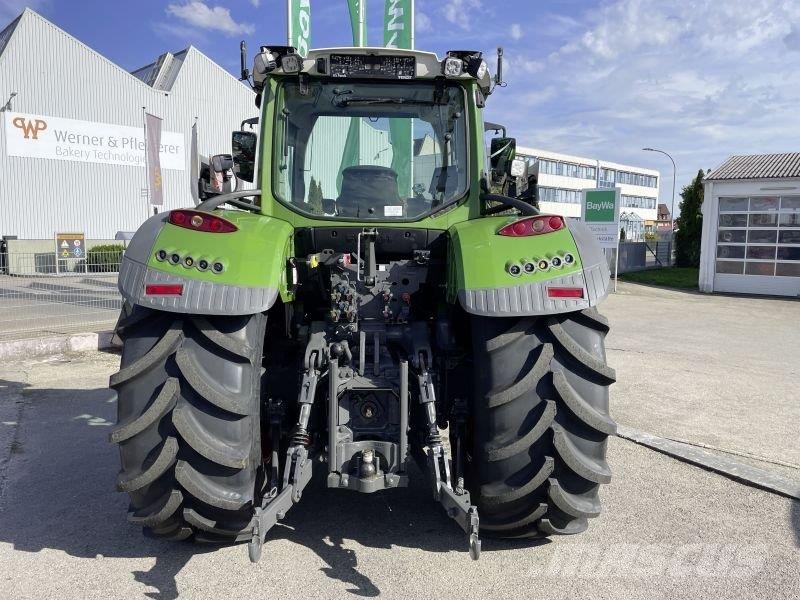Fendt 718 VARIO GEN6 POWER PLUS Tratores Agrícolas usados
