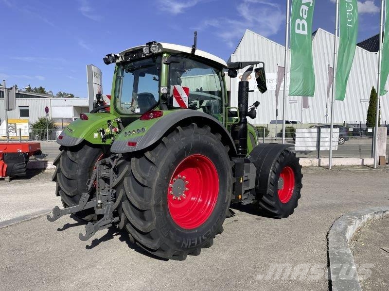 Fendt 718 VARIO GEN6 POWER PLUS Tratores Agrícolas usados