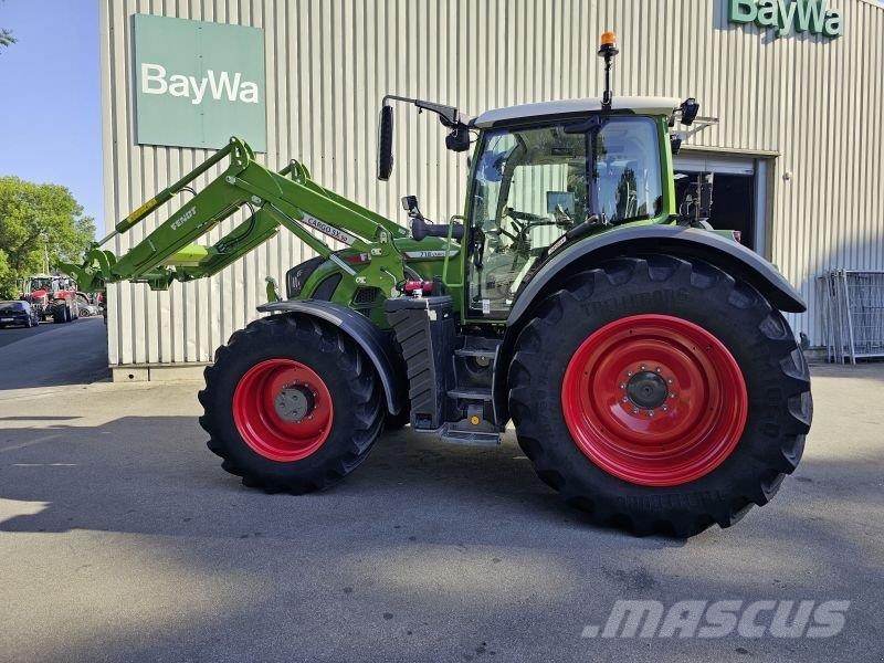 Fendt 718 VARIO GEN6 PPL SET 2 Traktory