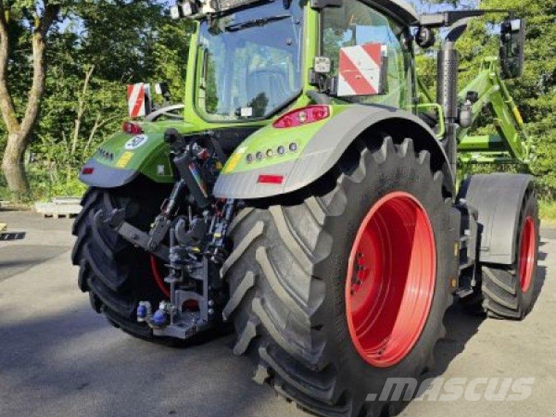 Fendt 718 VARIO GEN6 PPL SET 2 Traktory