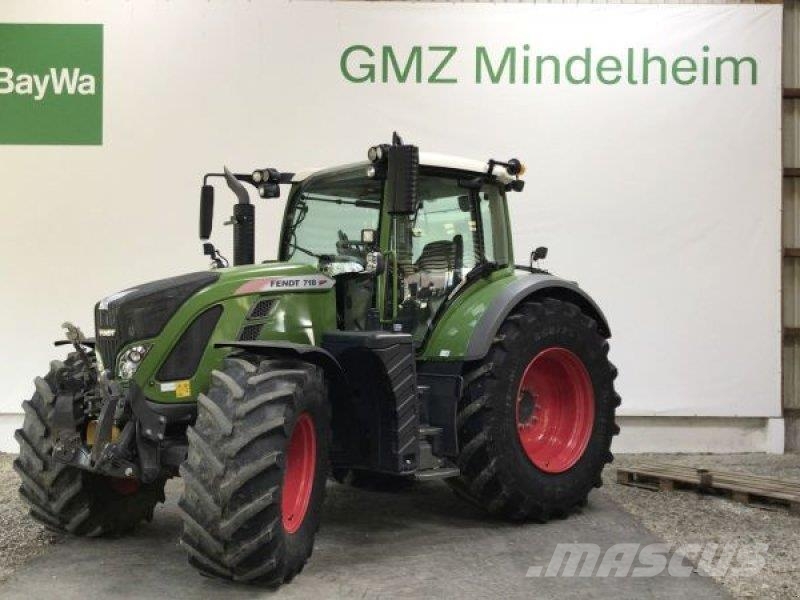Fendt 718 VARIO S4 Tractoren
