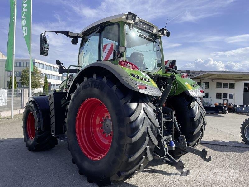 Fendt 718 VARIO S4 PROFI PLUS Tratores Agrícolas usados