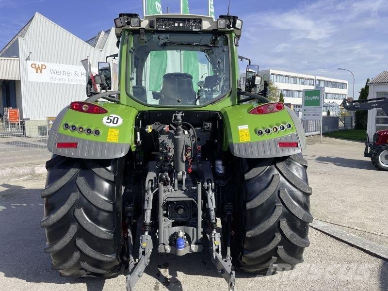 Fendt 718 VARIO S4 PROFI PLUS Tratores Agrícolas usados