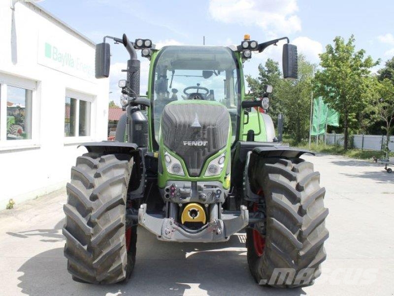 Fendt 720 VARIO GEN6 PROFI PLUS Traktoren