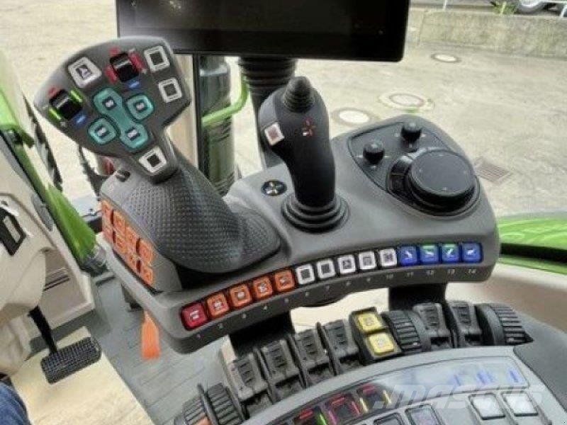 Fendt 720 VARIO GEN6 PROFI+ S2 Traktoren