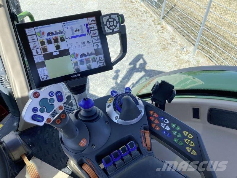 Fendt 720 VARIO S4 PROFI PLUS Traktory