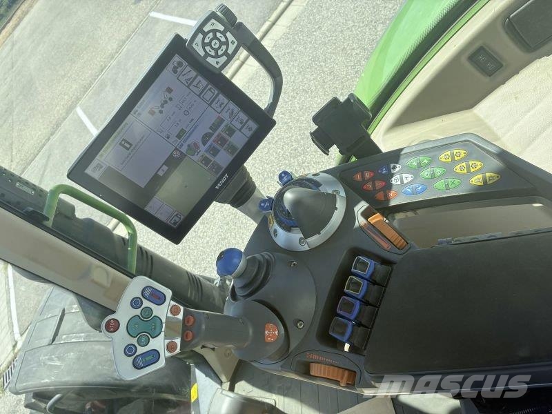 Fendt 720 VARIO S4 PROFI PLUS トラクター