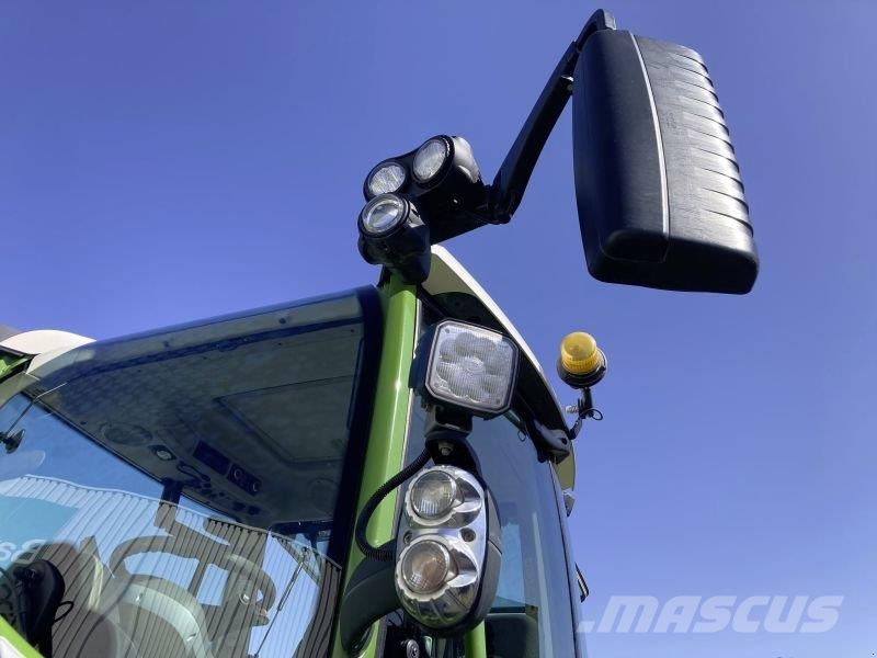 Fendt 720 VARIO S4 PROFI PLUS Traktory