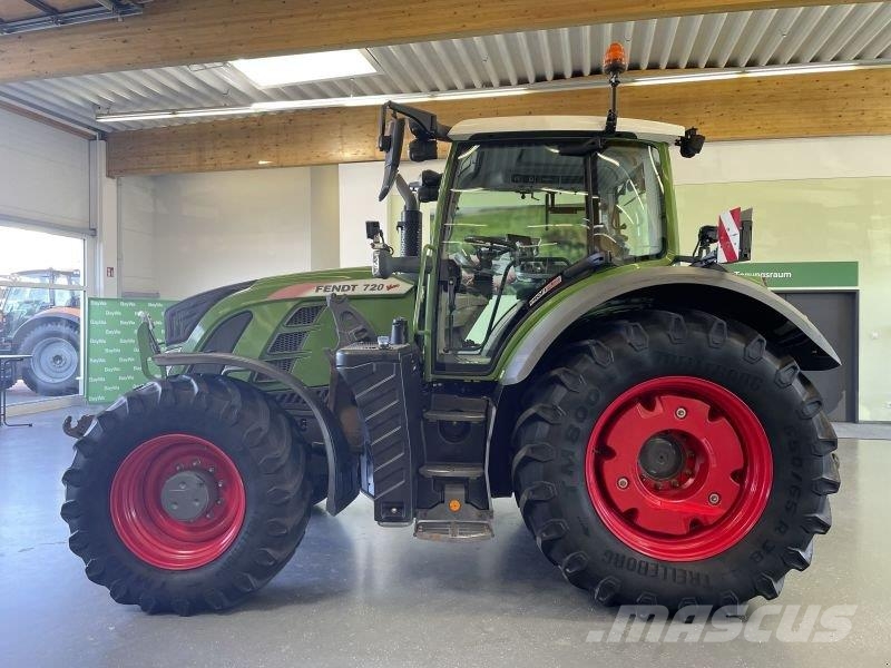 Fendt 720 VARIO S4 PROFI PLUS Tractores