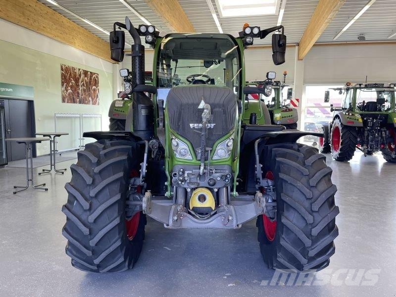 Fendt 720 VARIO S4 PROFI PLUS Tractores