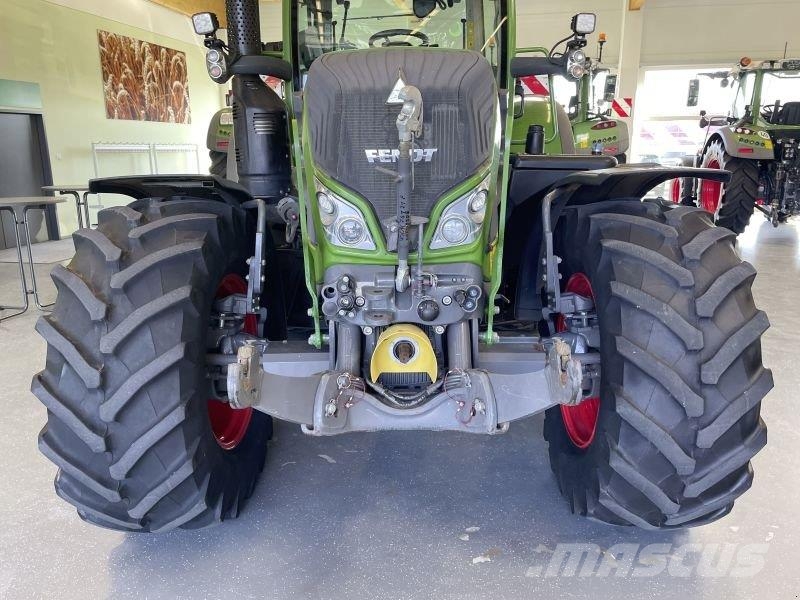 Fendt 720 VARIO S4 PROFI PLUS Tractores