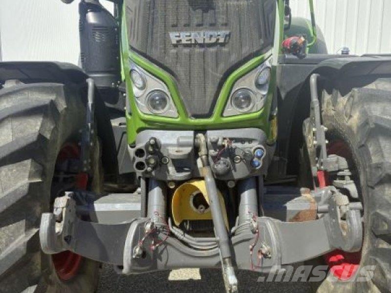 Fendt 720 VARIO S4 PROFI PLUS トラクター