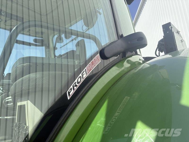 Fendt 720 VARIO S4 PROFI PLUS トラクター