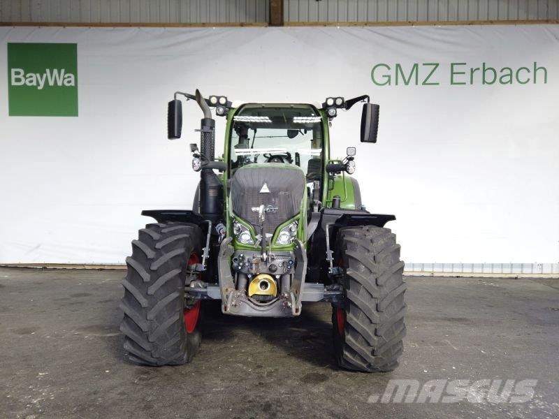 Fendt 720 VARIO S4 PROFI PLUS Traktoren