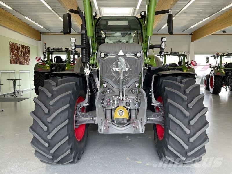 Fendt 722 GEN7 PROFI+ GW bis 08/27 Traktorit