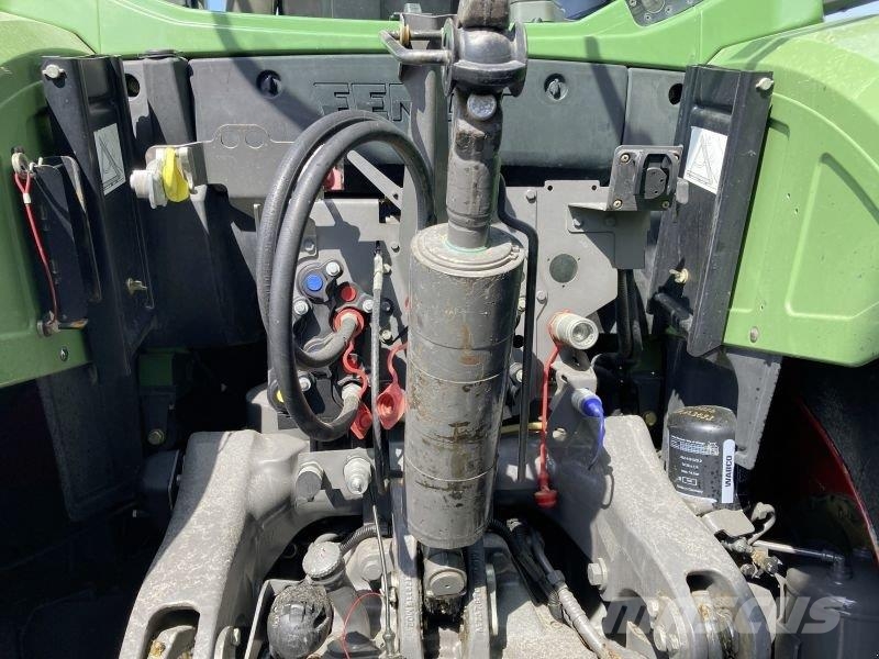Fendt 724 VARIO Tracteur