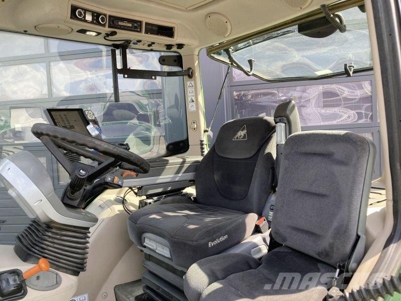 Fendt 724 VARIO Tracteur