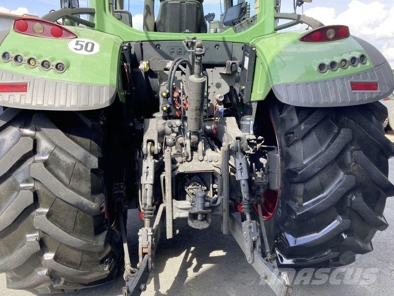 Fendt 724 VARIO Tracteur