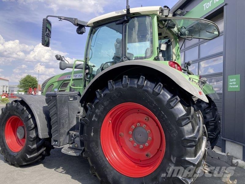 Fendt 724 VARIO Tracteur