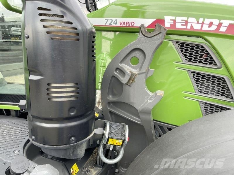 Fendt 724 VARIO GEN6 POWER PLUS Traktorit