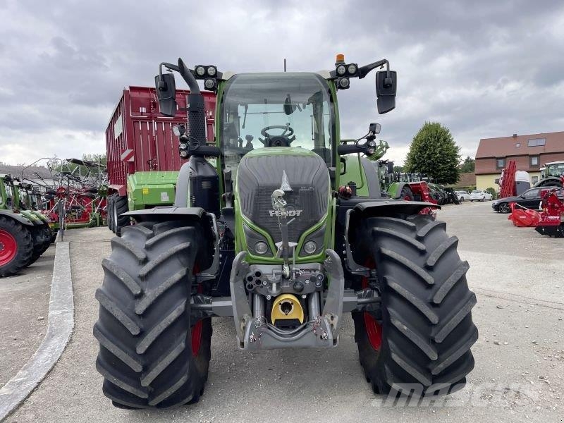 Fendt 724 VARIO GEN6 POWER PLUS Traktorit