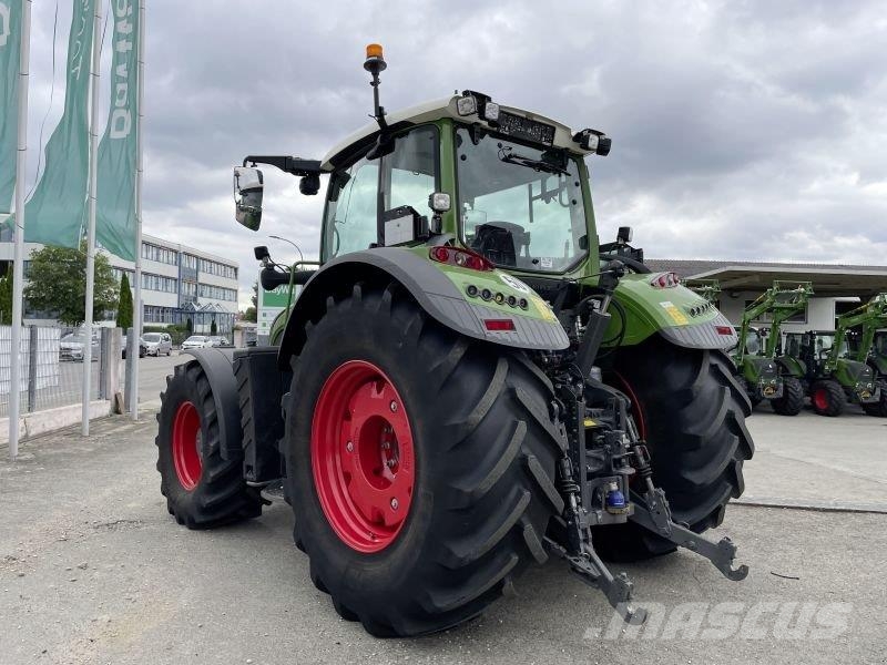 Fendt 724 VARIO GEN6 POWER PLUS Traktorit