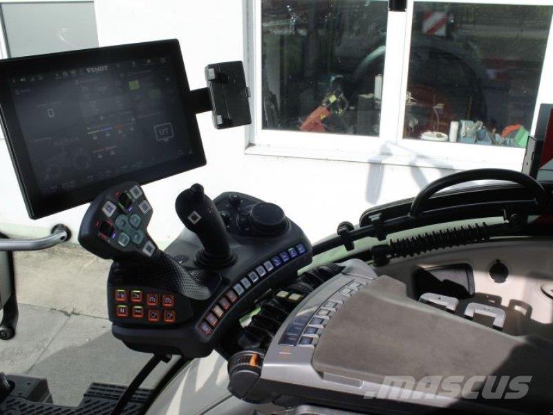 Fendt 724 VARIO GEN6 PROFI PLUS Tractors