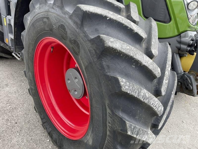 Fendt 724 VARIO GEN6 PROFI PLUS Tractoren