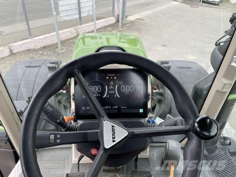 Fendt 724 VARIO GEN6 PROFI PLUS Tractoren