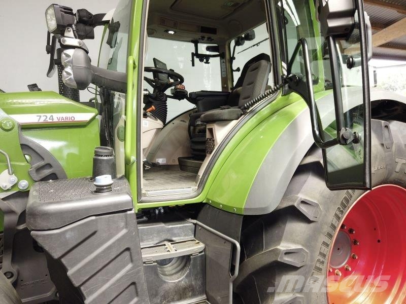 Fendt 724 VARIO GEN6 PROFI+ Tractoren