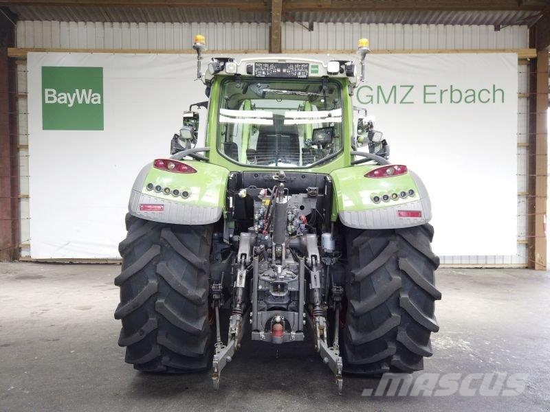 Fendt 724 VARIO GEN6 PROFI+ Tractoren