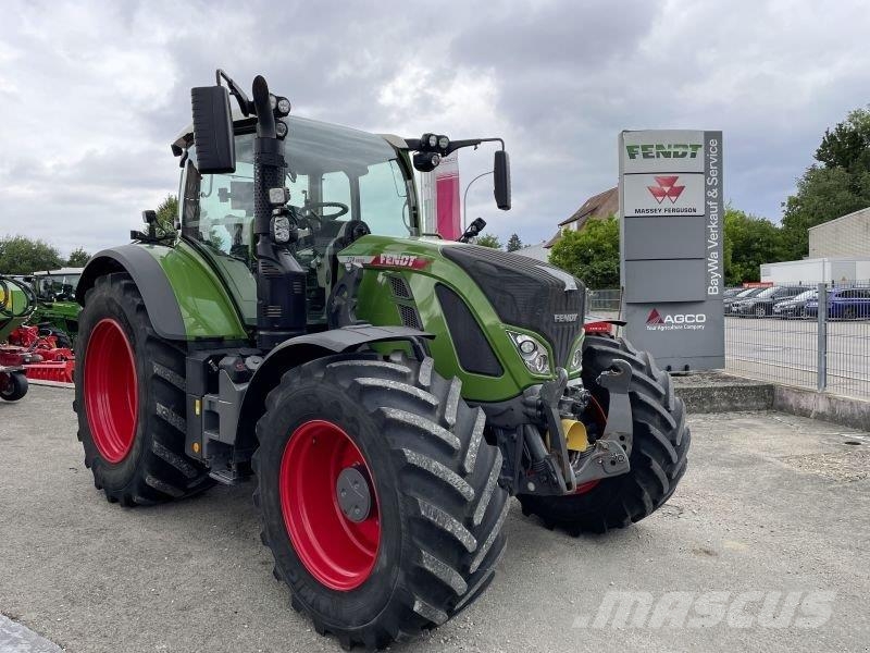 Fendt 724 VARIO GEN6 PROFI PLUS Tractoren