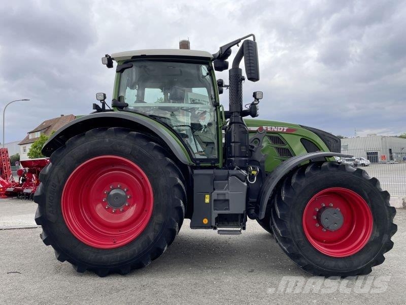 Fendt 724 VARIO GEN6 PROFI PLUS Tractoren