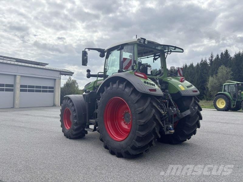 Fendt 724 VARIO GEN7 Power Plus Traktorit