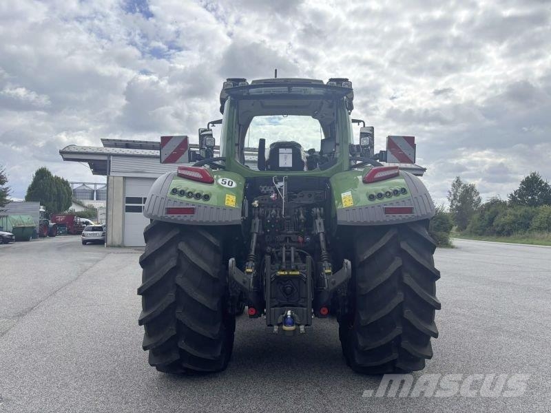 Fendt 724 VARIO GEN7 Power Plus Traktorit