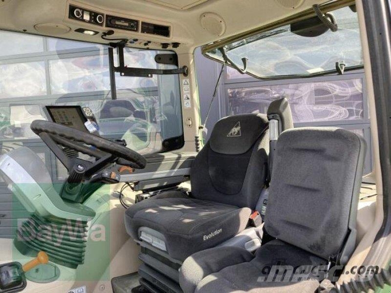 Fendt 724 VARIO PROFI PLUS 트랙터