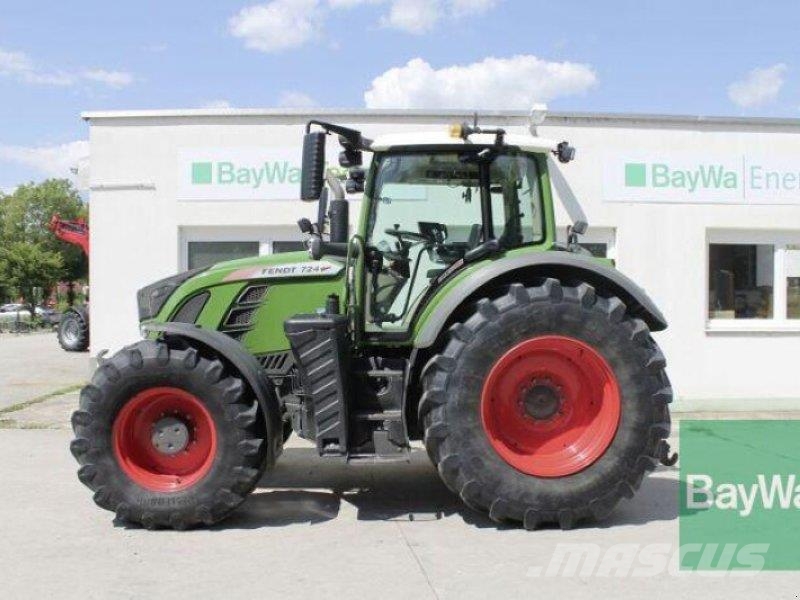 Fendt 724 VARIO S4 Tractoren