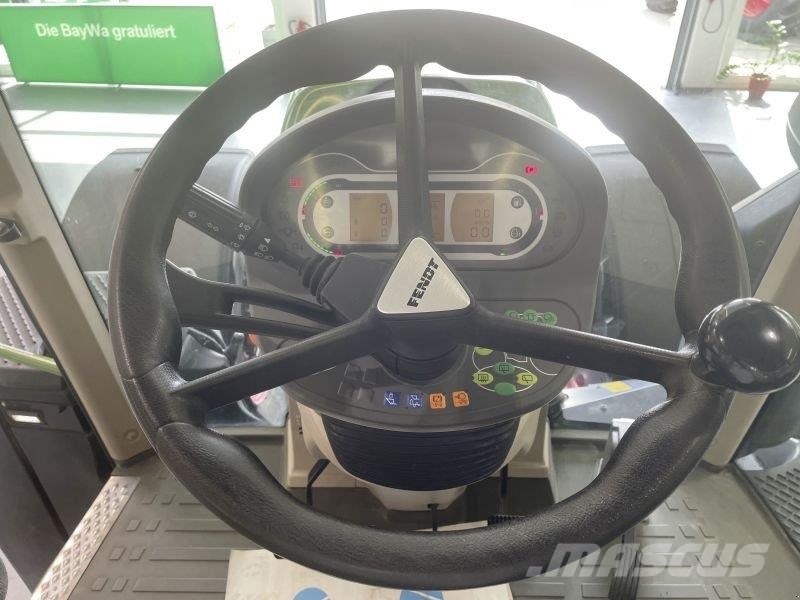 Fendt 724 VARIO S4 PROFI PLUS Τρακτέρ