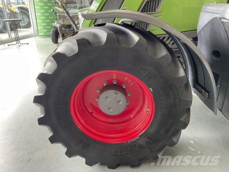 Fendt 724 VARIO S4 PROFI PLUS Τρακτέρ