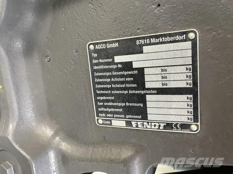 Fendt 724 VARIO S4 PROFI PLUS Τρακτέρ