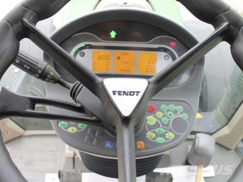 Fendt 724 Vario S4 PROFI PLUS Tractoren