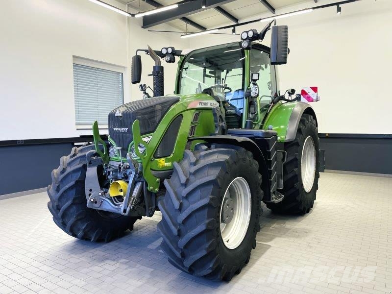 Fendt 724 VARIO S4 PROFI PLUS 拖拉机/农用车