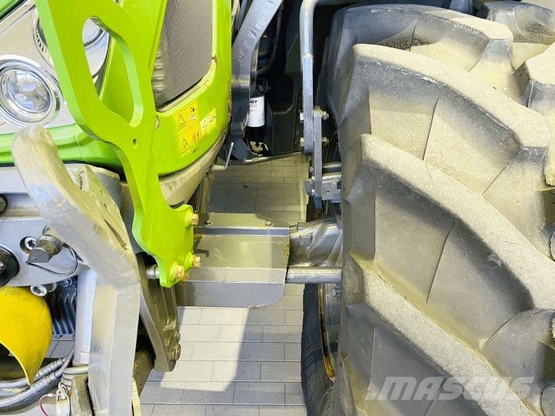 Fendt 724 VARIO S4 PROFI PLUS 拖拉机/农用车