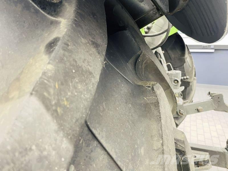 Fendt 724 VARIO S4 PROFI PLUS 拖拉机/农用车